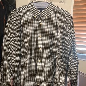 *EVERYTHING MUST GO* Tommy Hilfiger shirt size L